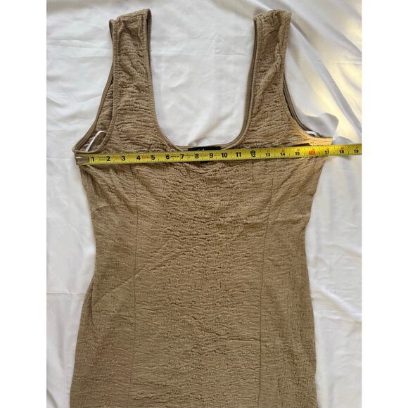 Lulus dress Read size description: runs large - Picture 12 of 13